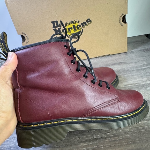 Dr. Martens 1460 J Cherry Leather Boots big kids 6/womens 6.5-7/EU37 - Picture 5 of 9